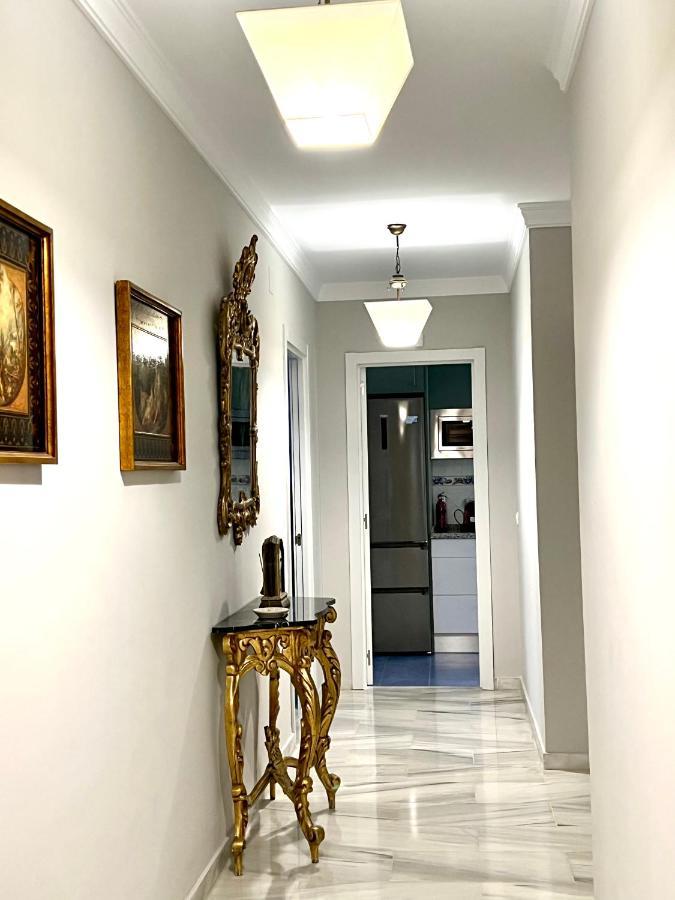 Puerto Deluxe Apartment Malaga Luaran gambar
